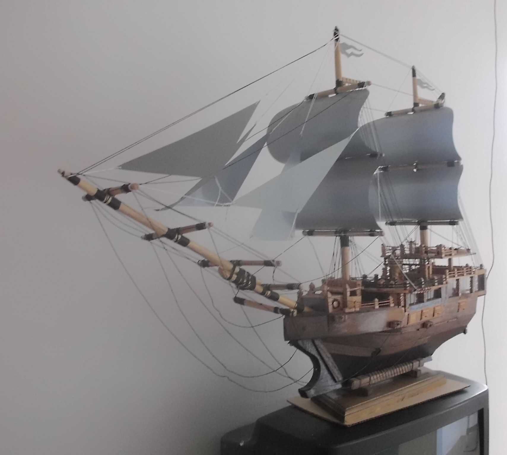 модель парусного корабля ручной работы