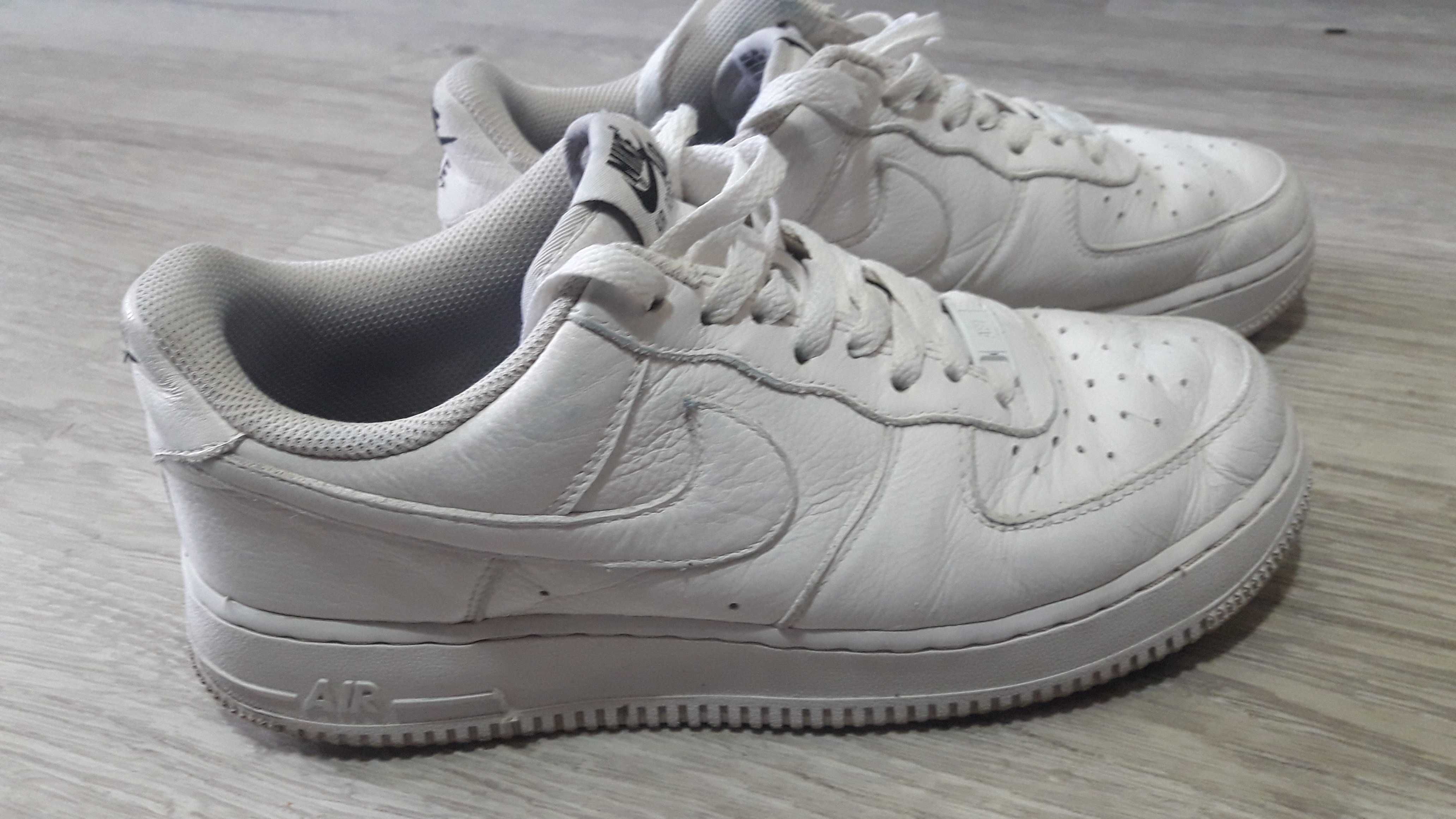 41 номер Маратонки NIKE AIR Force 1 Маратонки