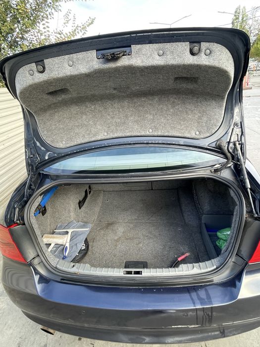 Vand BMW Seria 3 E 90 320i