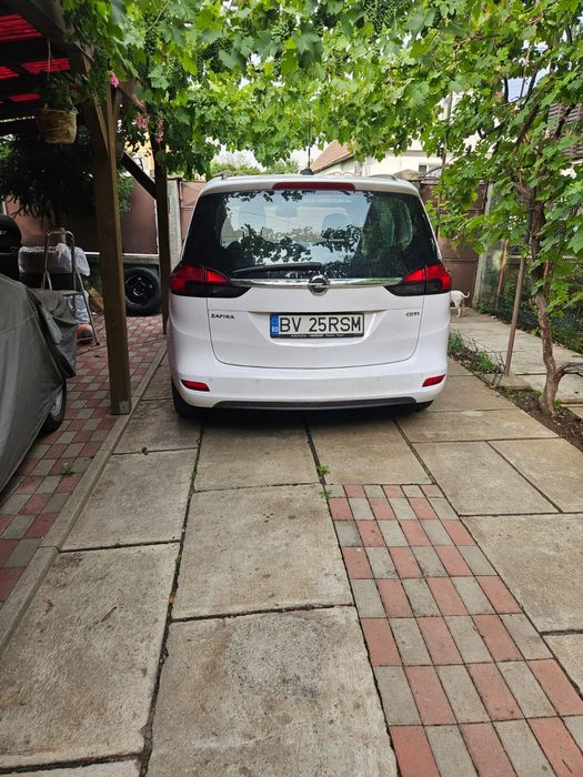 Opel Zafira 2018 2.0 tdci 7 locuri