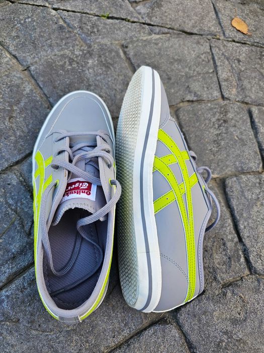 Vand tenisi universali