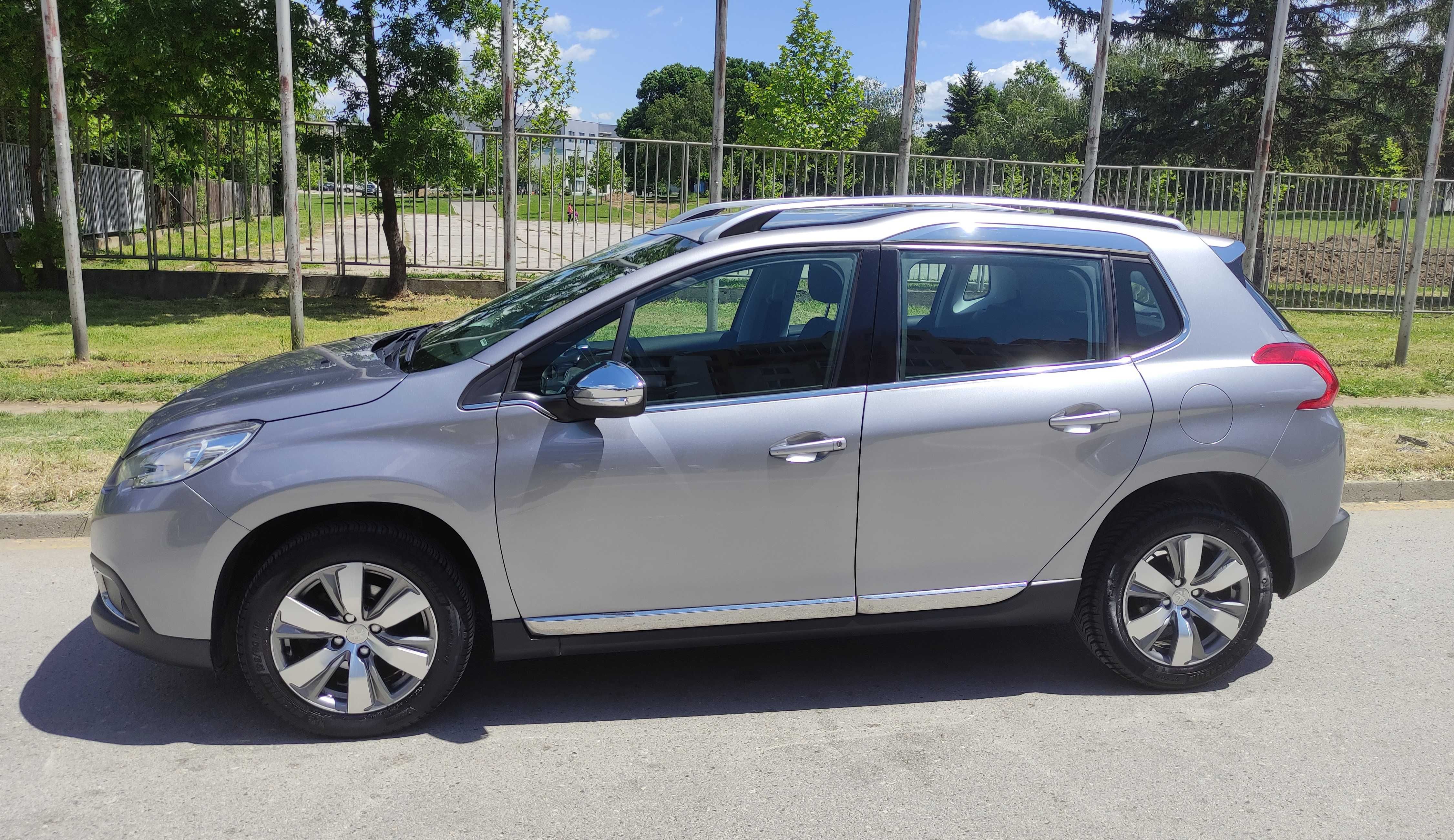 Peugeot 2008 e-HDI ALLURE 1.6 дизел кожа НОВ ВНОС Франция отличен