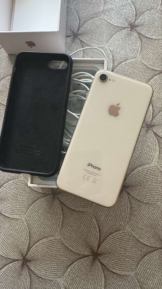 Iphone 8 светъл цвят