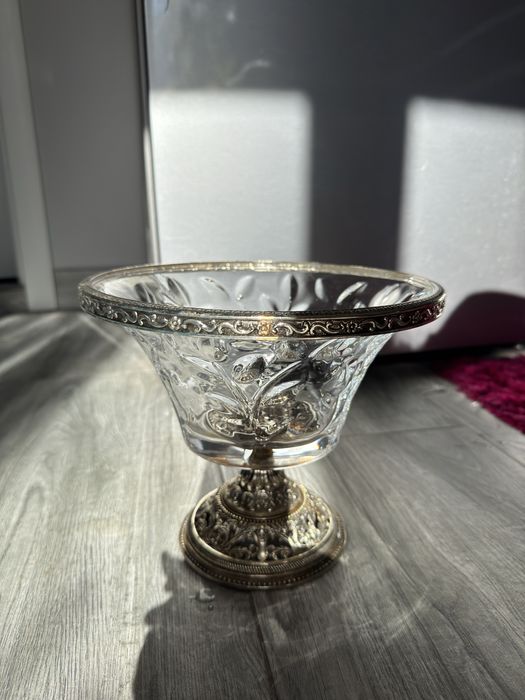 Set decor vintage – tavă, oglindă și cupă sticlă cu bază metalică