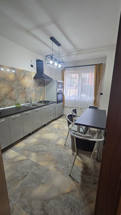 Vand sau schimb vila in zona UTA str Paltinului nr 11a