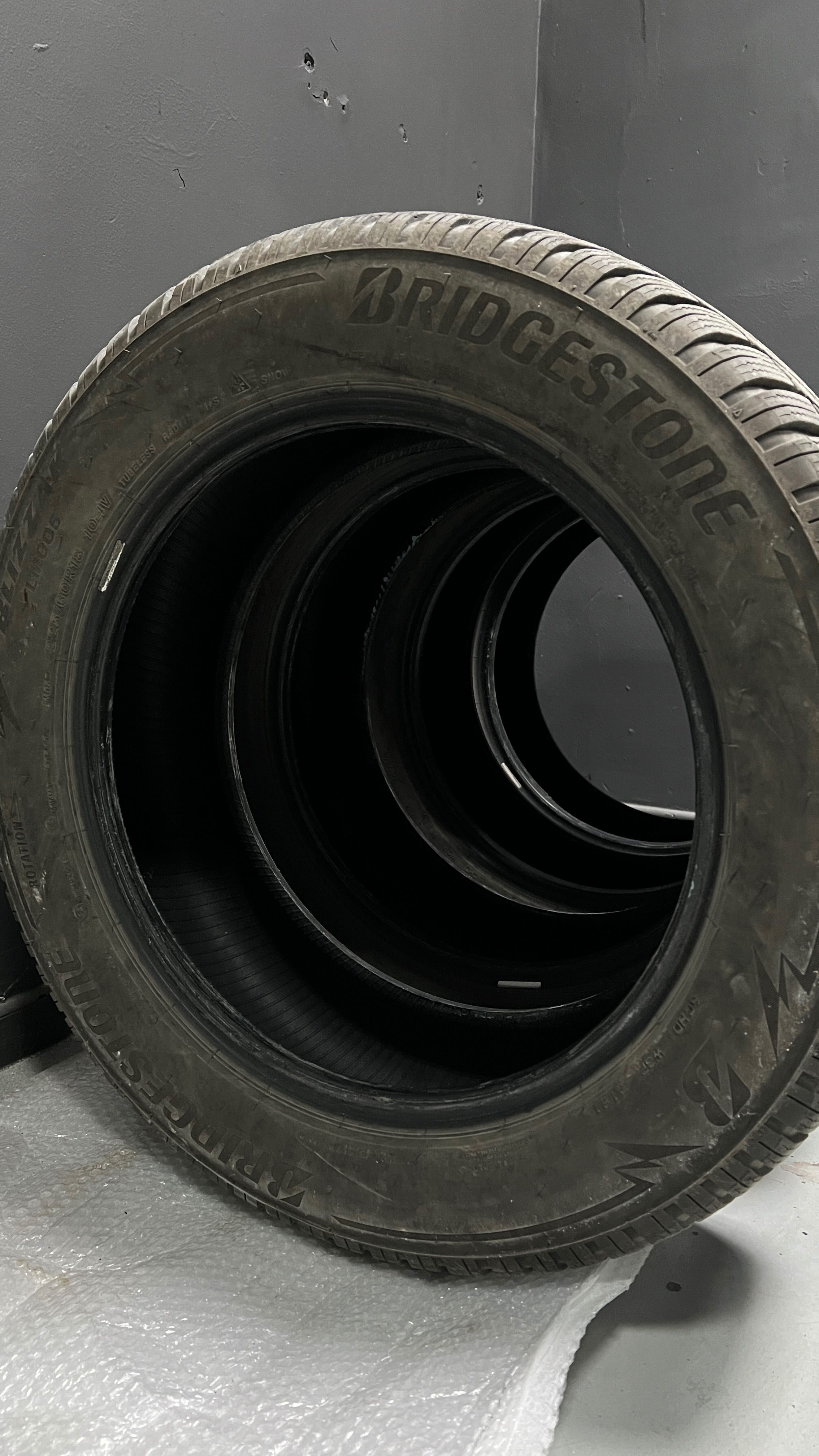 Зимни гуми Bridgestone Blizzak LM005 225/60 R18