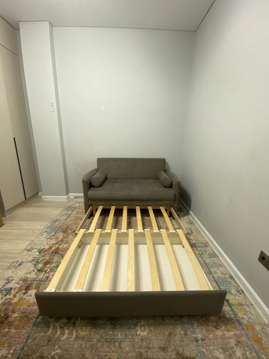 Екі диванда көп қолданылмады ,жаңасымен тұр