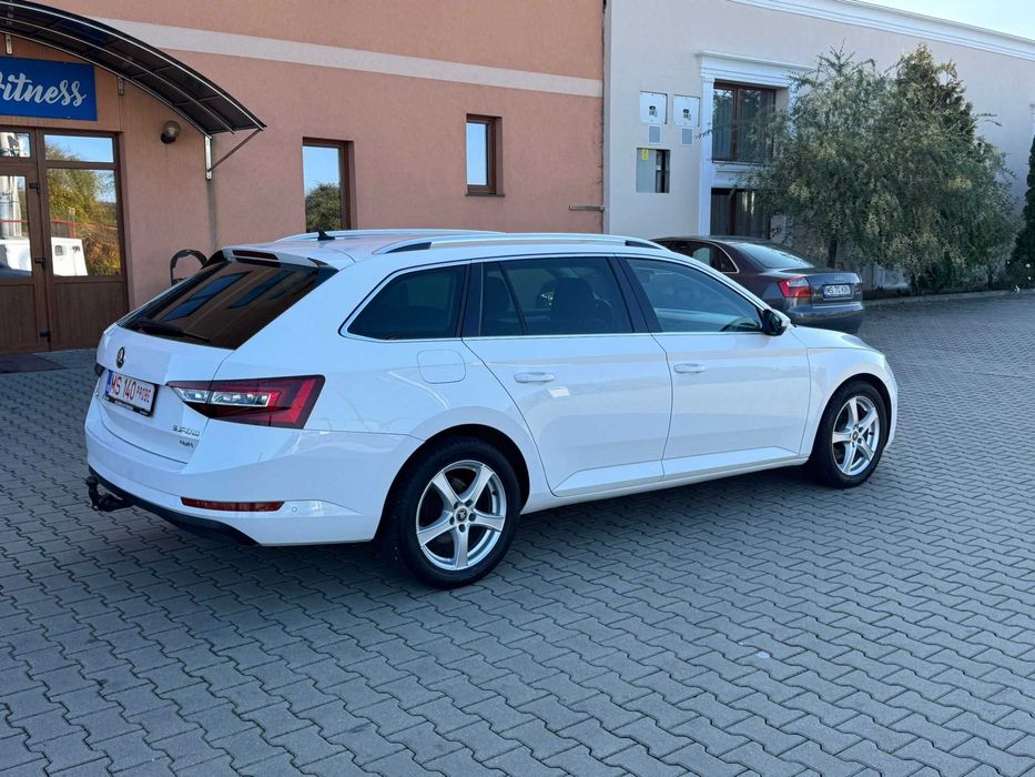 Skoda Superb 2017 - 150cp / 4x4  / Navi / Bi-Xenon / Rata