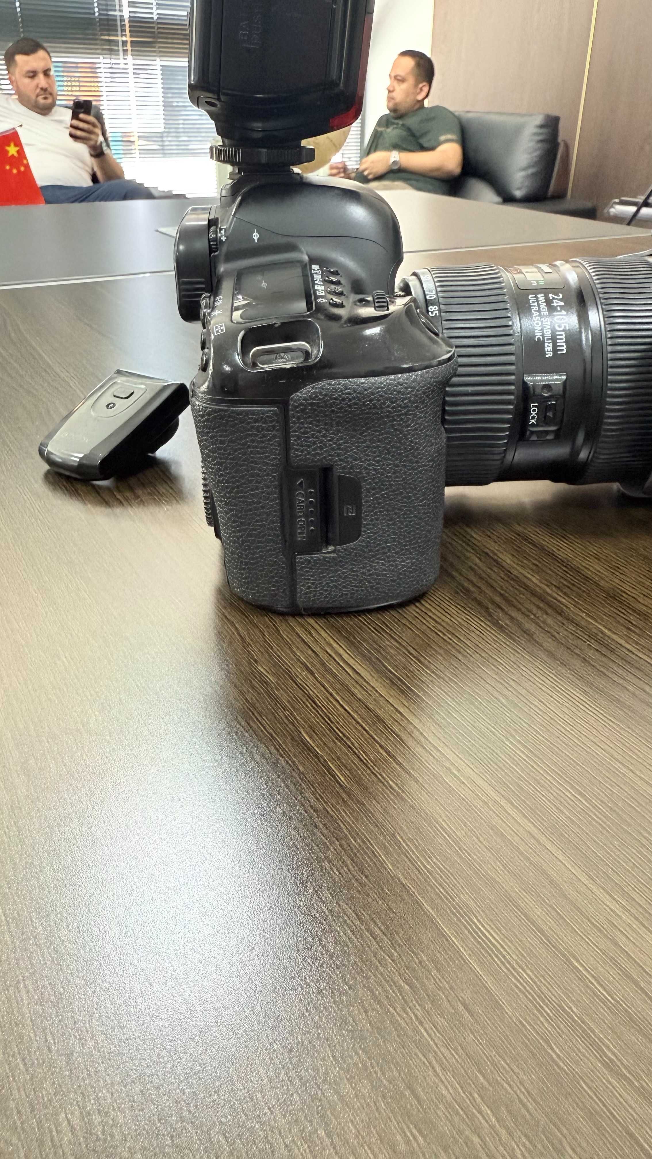 Срочно продаётся фото/видеоаппарат Canon