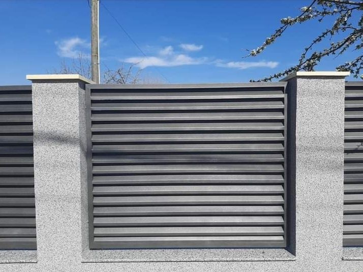 Confectionez PORTI GARDURI BALUSTRAZI metalice