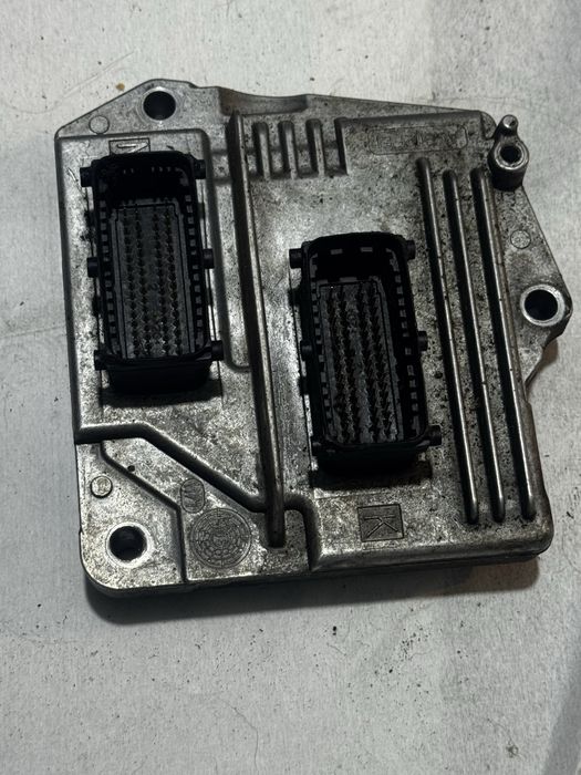 Calculator motor ECU opel zafira b MT35E 2.4 1.6 16valve Z16YNG