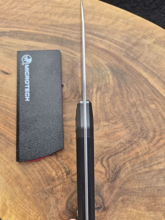 Фиксиран нож Microtech Santoku 3200-10BK,фултанг,G10