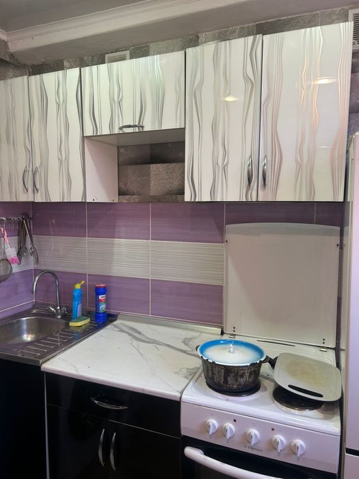 Кухонный гарнитур в хорошем состоянии