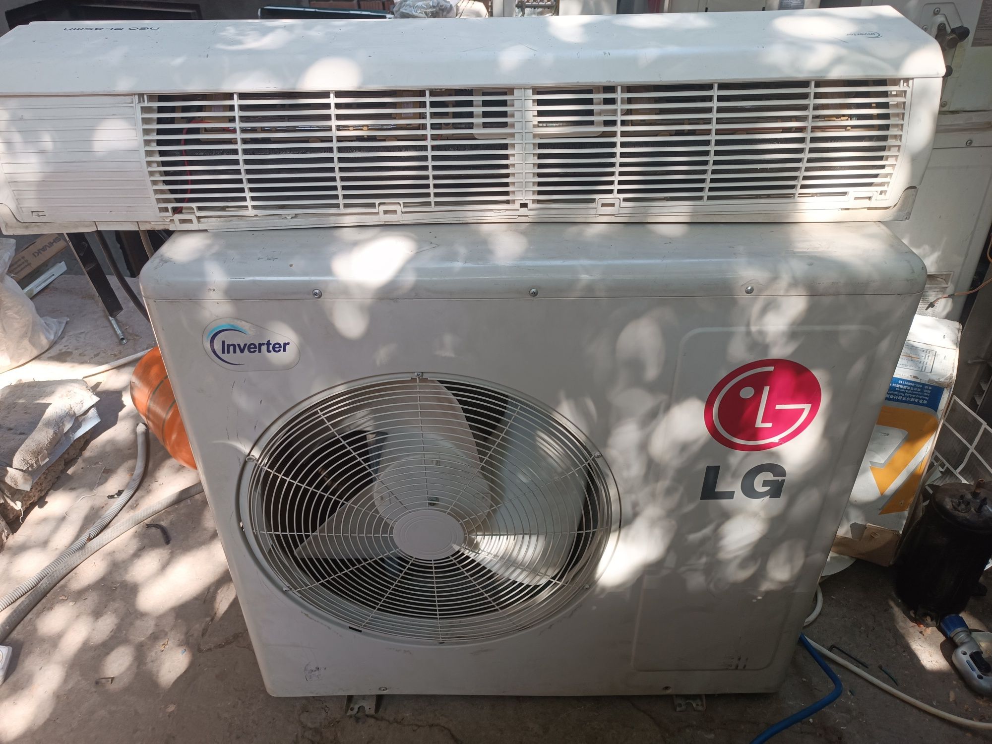 LG 24 Inverter Kondisioner.  24 stoyka prostoy