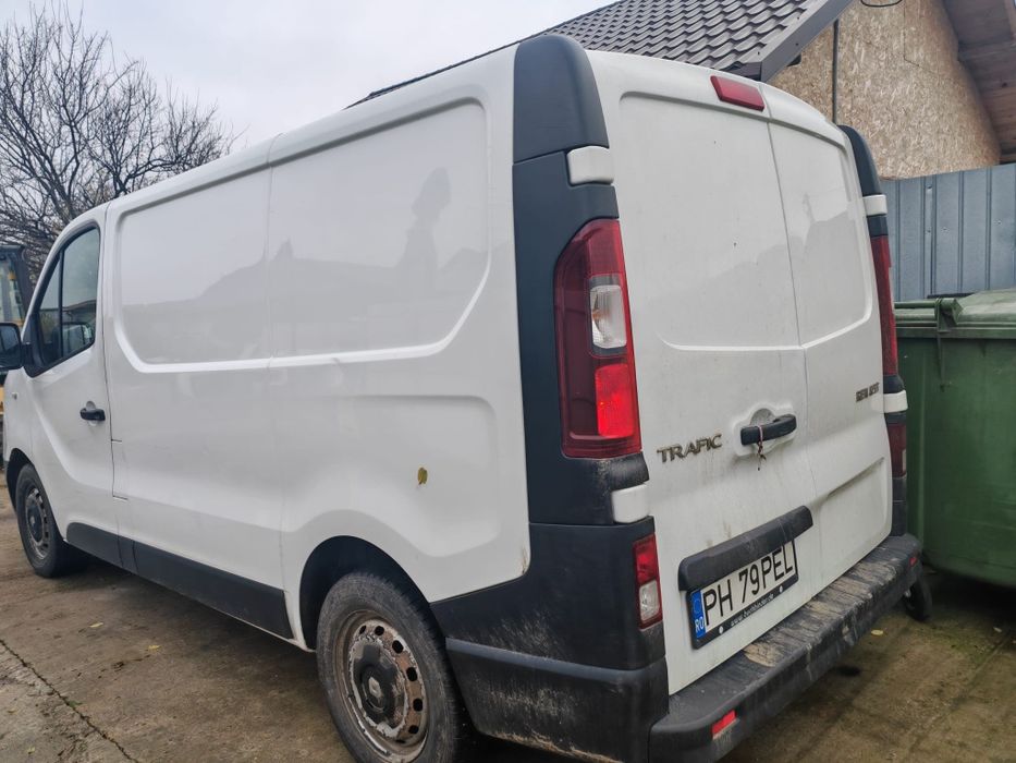 Vând Renault Trafic 2016