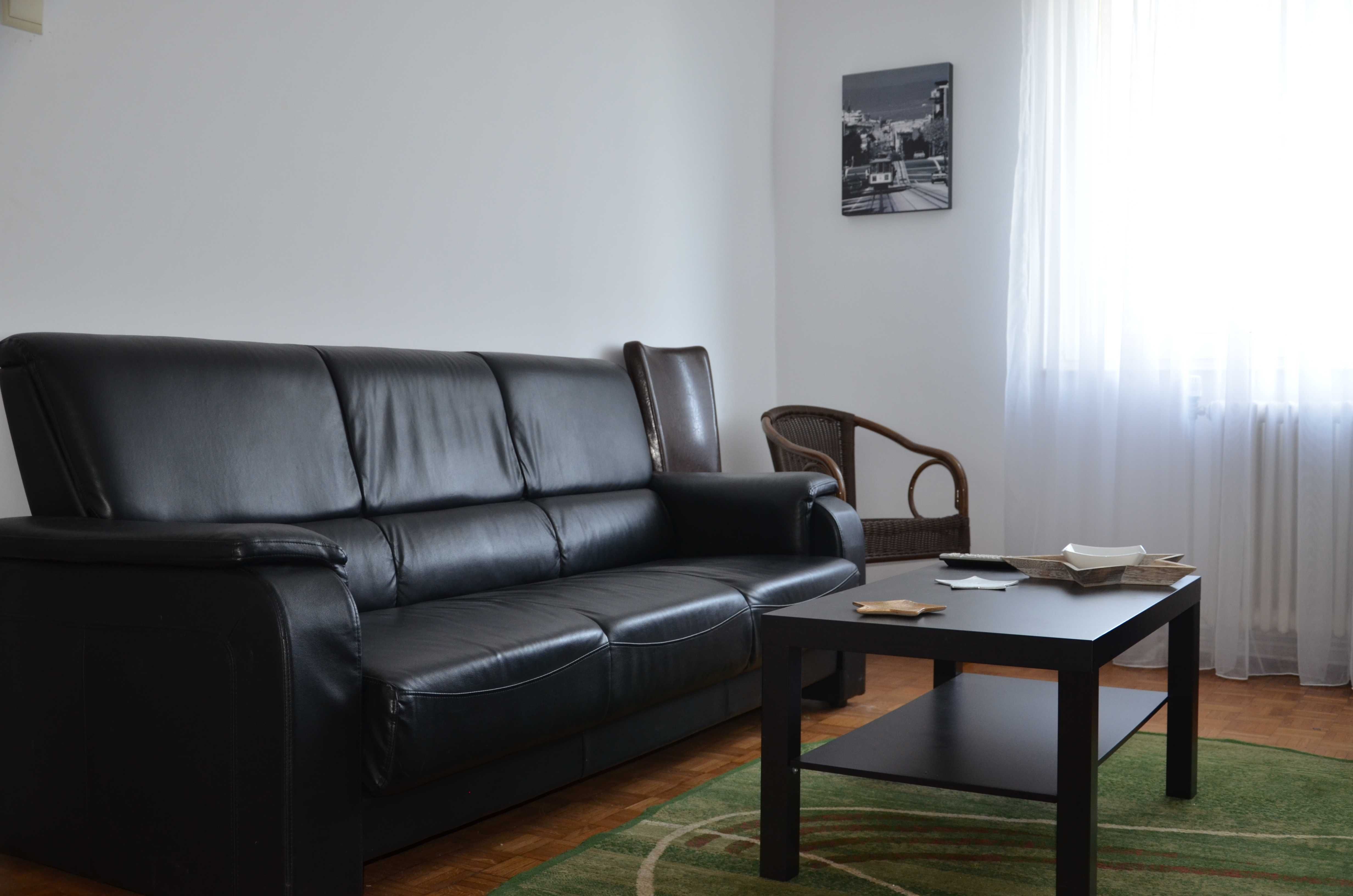 Inchiriez apartament 3 camere Piata Abator