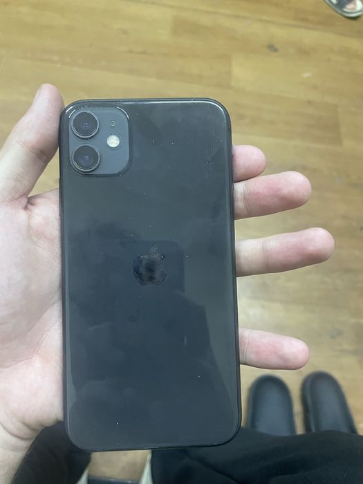 iphone 11 black.