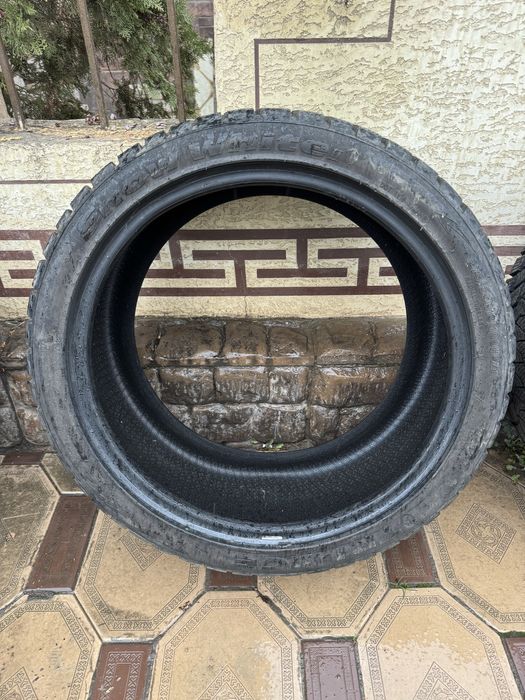 Балон 245/40/19 2 шт 275/35/19 2 шт