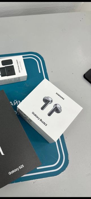 Продам наушники , Samsung Galaxy Buds3