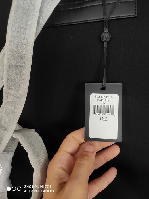 DKNY нова с етикет дамска раница чанта