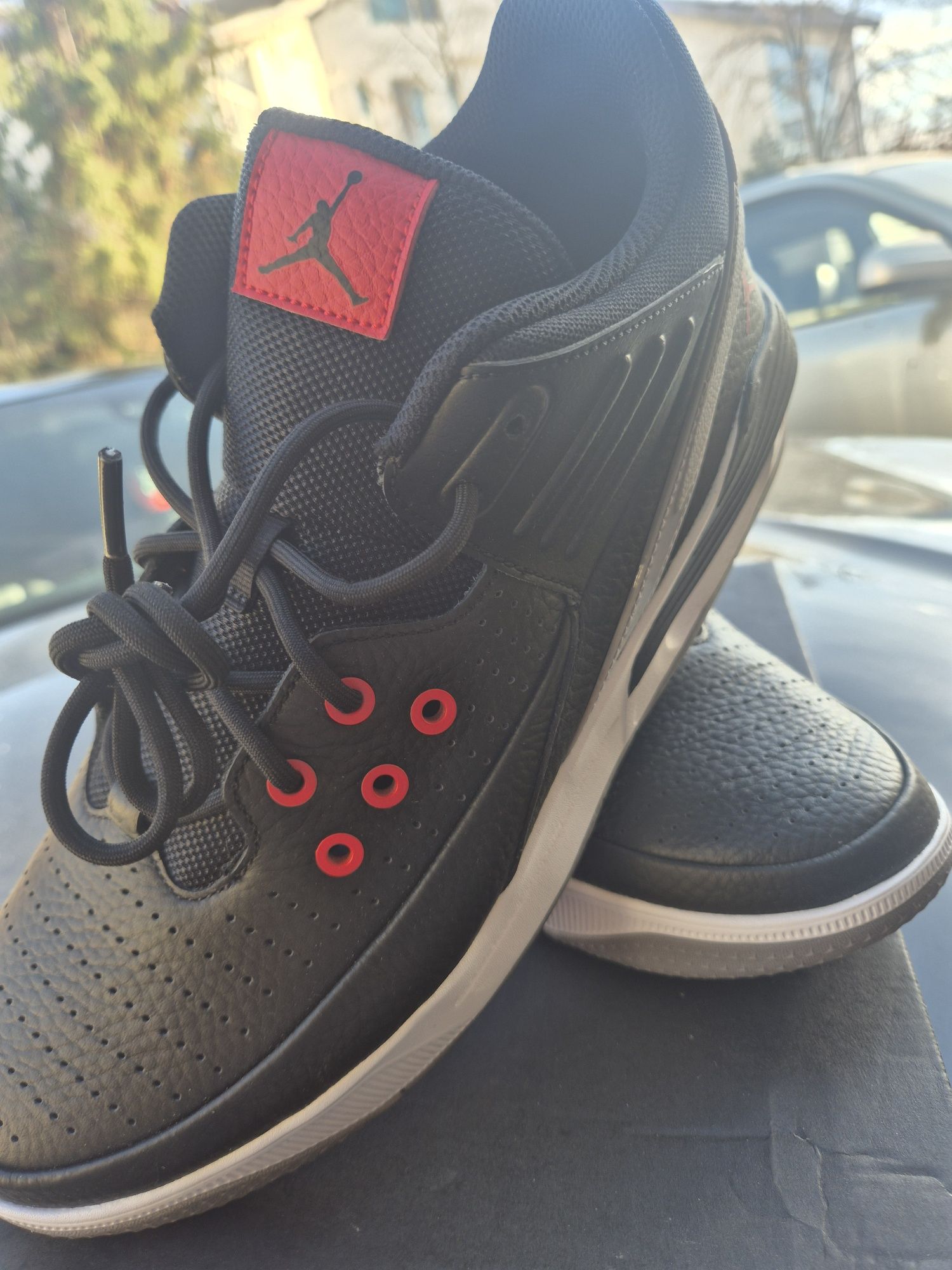 Jordan Max Aura 5