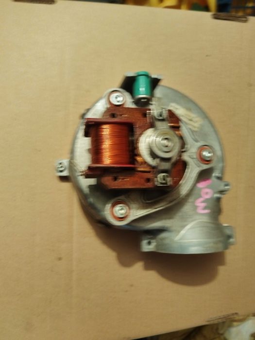 Suflanta aer centrala Ariston