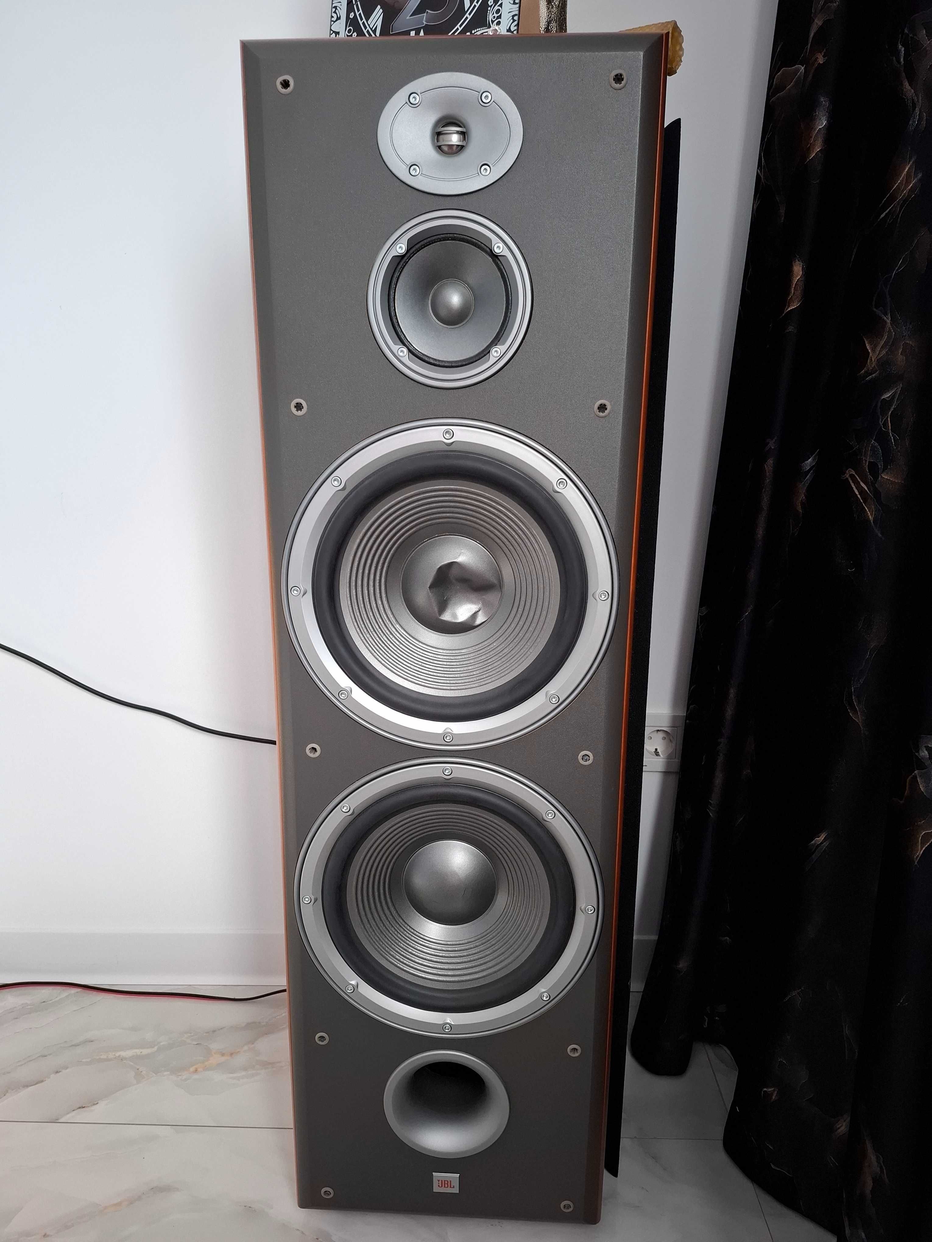 Amplificator  Wlliodor DS-9702 si Boxe JBL E100 de vanzare