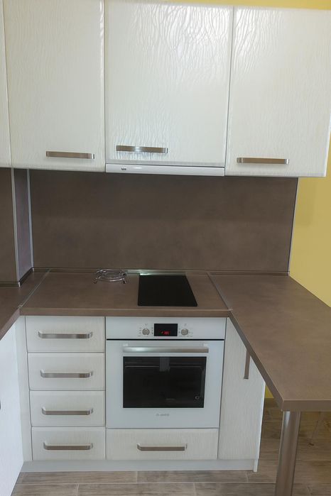 Двустаен апартамент под наем в жк. Южен