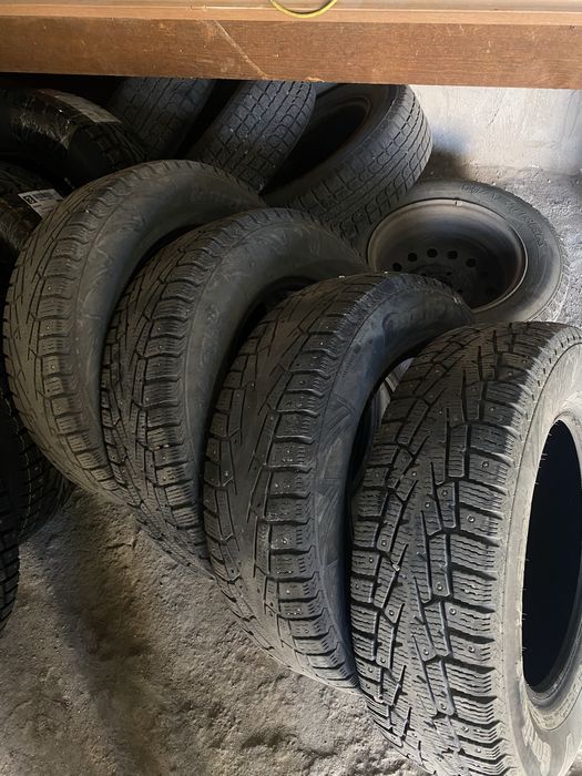 Продается Шины 215/70/16 в хорошем состояний