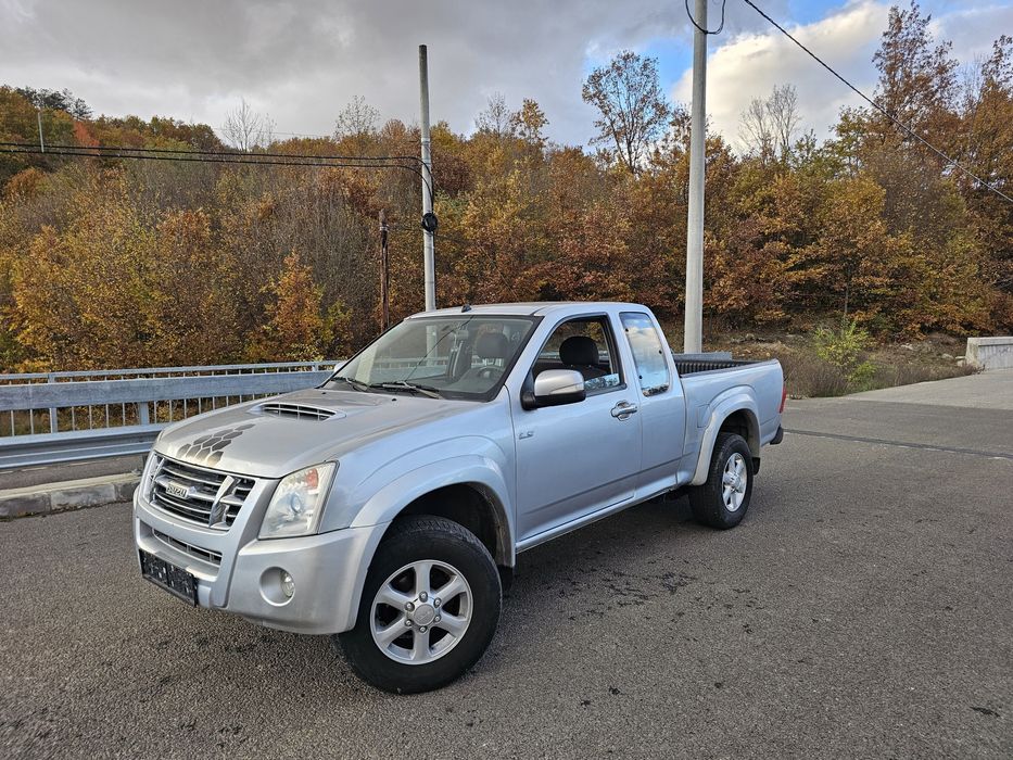 ISUZU D-MAX/ 2009 / 4x4 /Climă