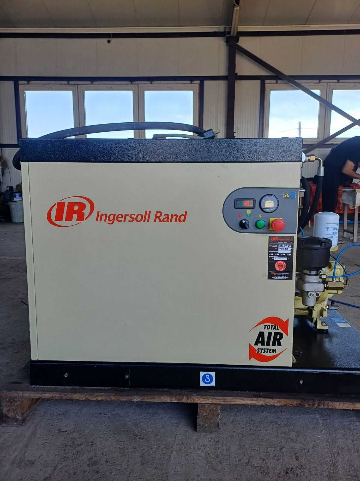 Винтов компресор Ingersollrand IRN 11 K - TAS - 12H