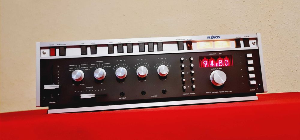 ReVox A720 Preamplifier Tuner Nixie Tube Display