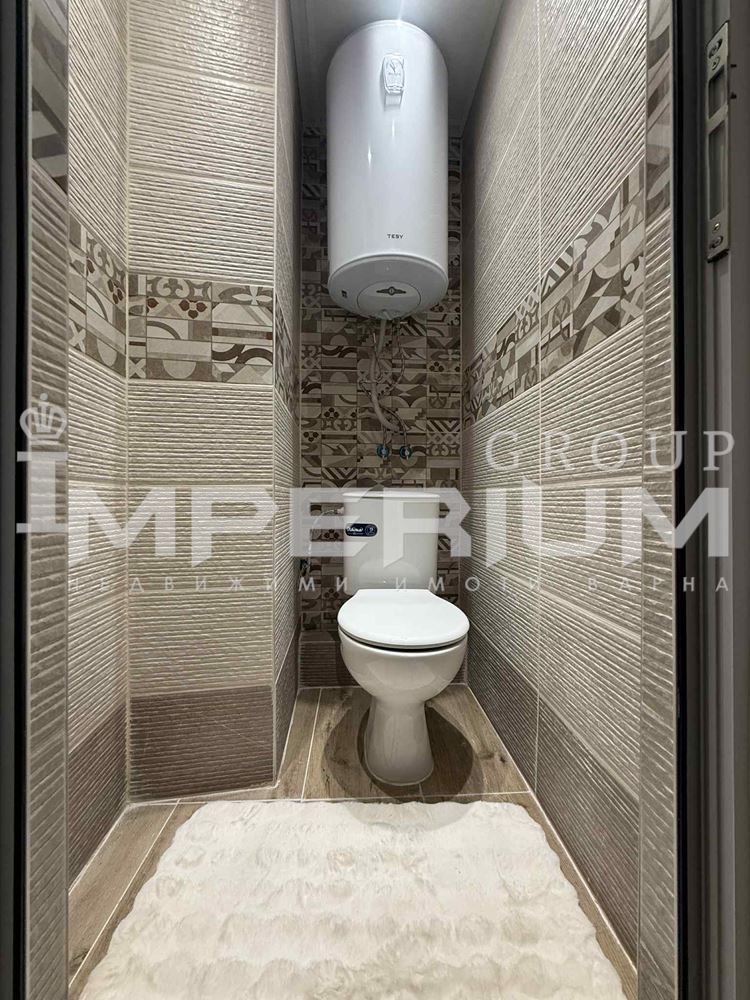 В продажба  Тристаен  апартамент  кв. Трошево След основен ремонт