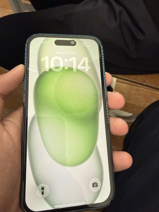 iPhone 15 b/u lekin, yangidek.