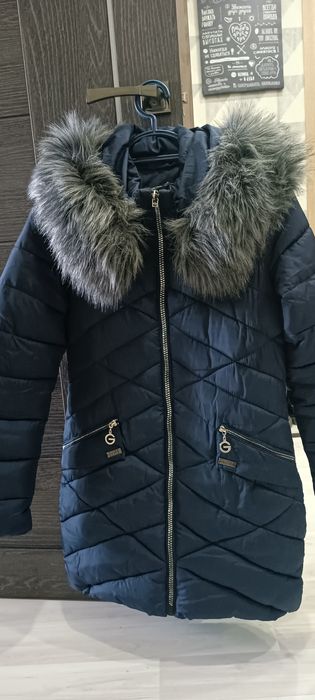 Продам куртку зимнюю