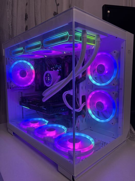 Vând Pc Gaming High