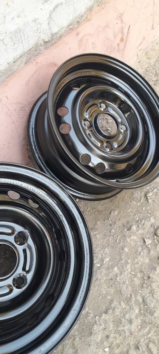 Продаётся комплект диска дамас