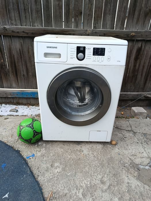 Продам стиральную машину
