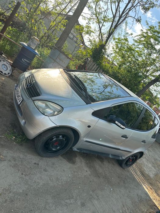 Vand Mercedes A class 1.4 benzina