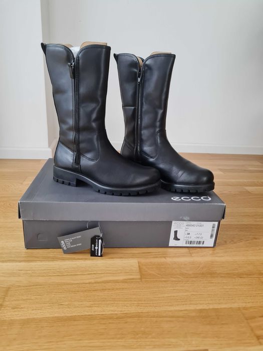 2 perechi de cizme Ecco pentru femei, marimea 38, stare excelenta