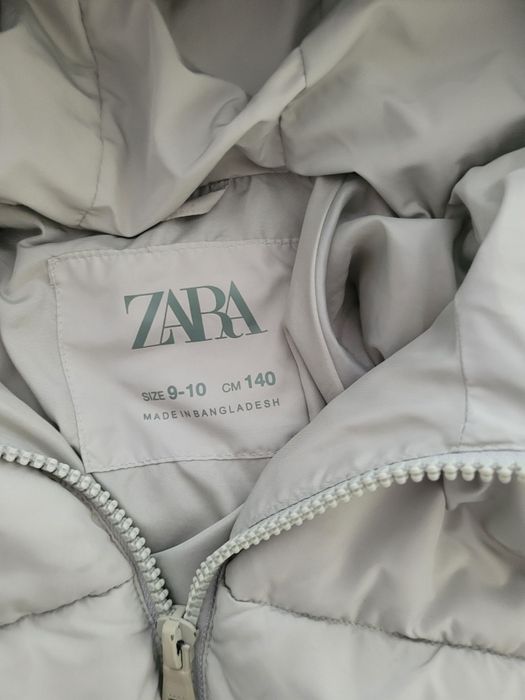 Яке Zara  бледо зелено с качулка