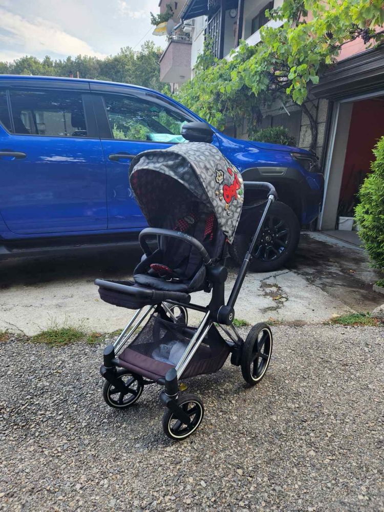 ПРОДАВАМ КОЛИЧКА Cybex 4 e priam rebellious
