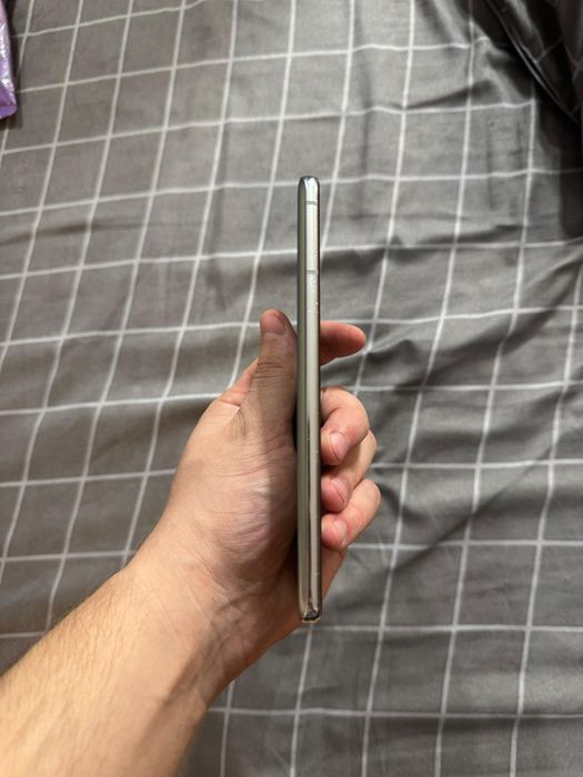 Samsung Galaxy  S21 +