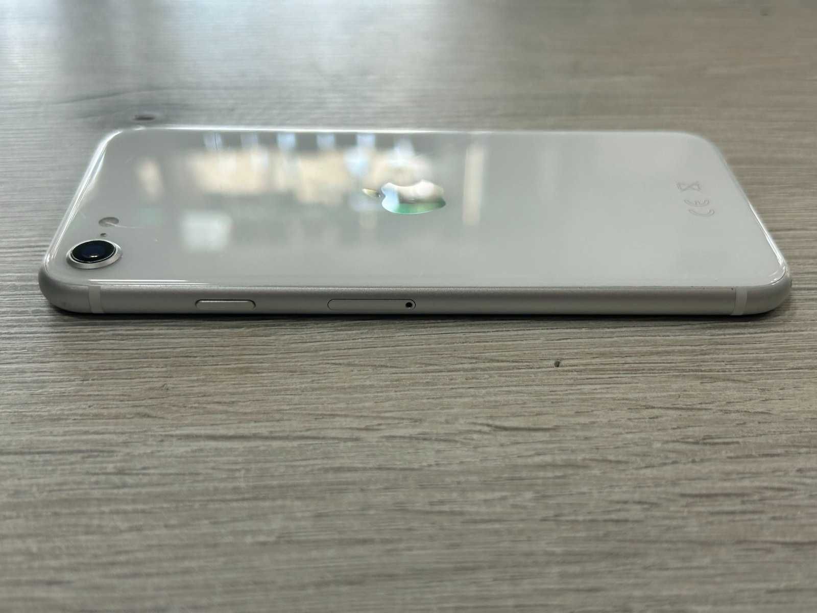 iPhone SE 2 GEN  64GB / 92%