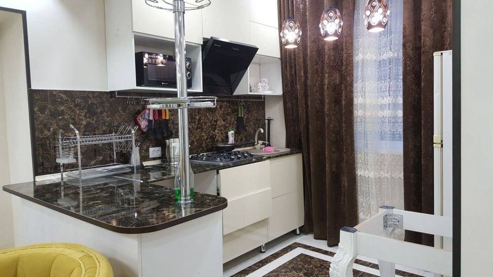 Продаётся 1/2/4 Ц-6