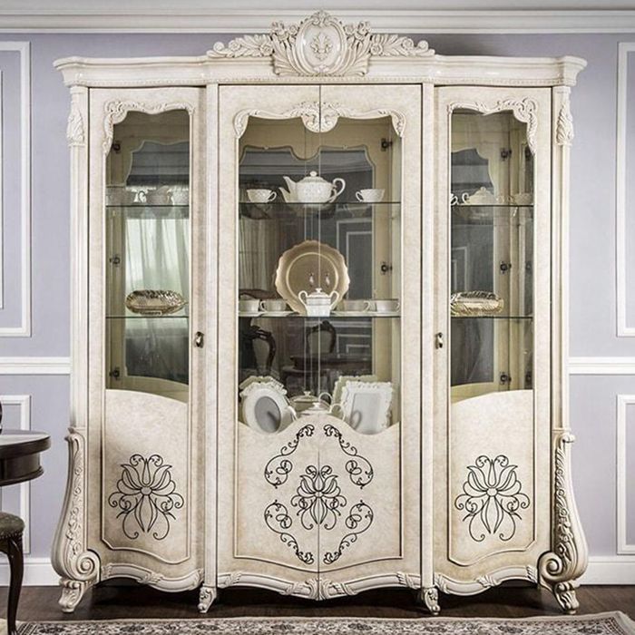 Уста мебелчи мебелларни ечамиз йиғамиз ўрнатамиз ва таъмирлаймиз