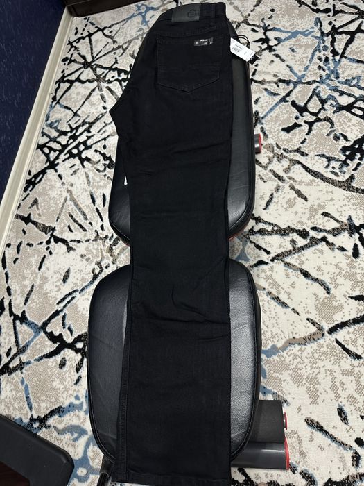 Джинсы Buffalo slim fit black.р34/32 и 36/32.