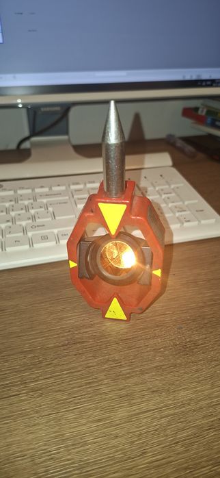 Отражатель Leica Лейка