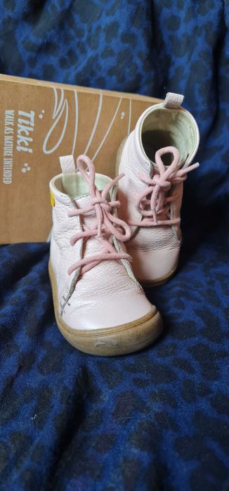 Ghetuțe fetițe Tikki 21 Barefoot Beetle (Roz deschis)