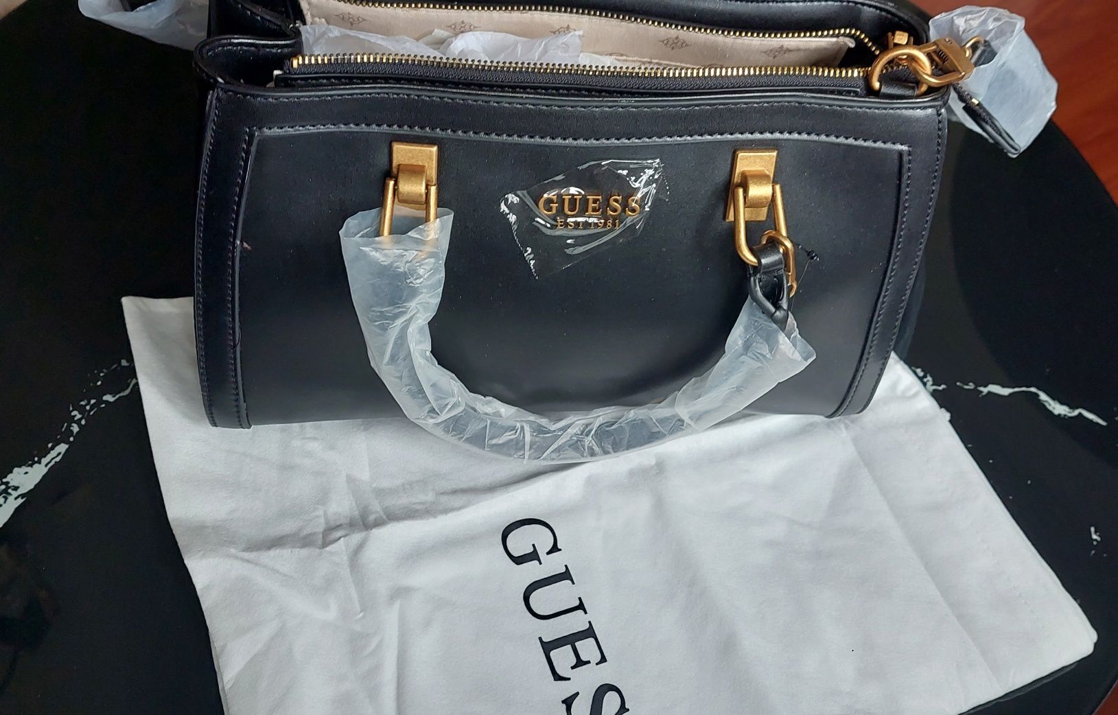 Geanta guess, originala